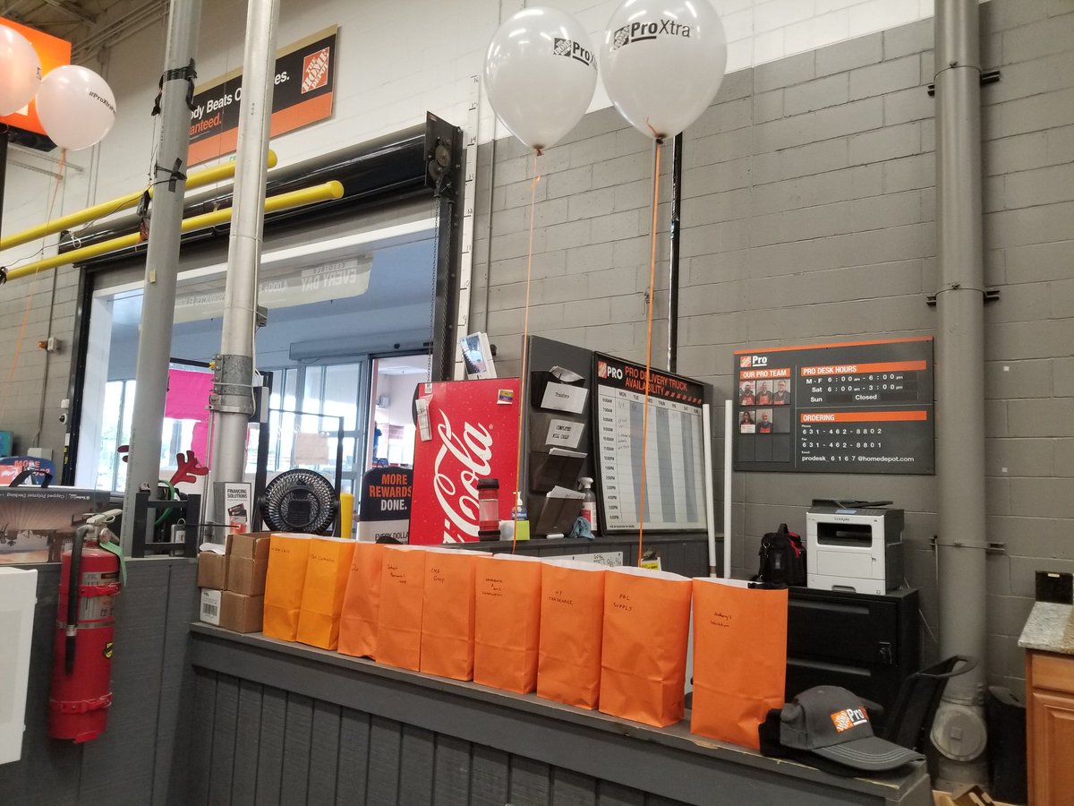 Pro Appreciation Week at 6167!! <a href="/DawnOsorio/">Dawn Vanterpool</a> <a href="/baylen_hanato/">Baylen Hanato</a> <a href="/localita39/">Marlene Mejias</a> <a href="/cardaci_michele/">Michele Cardaci</a>