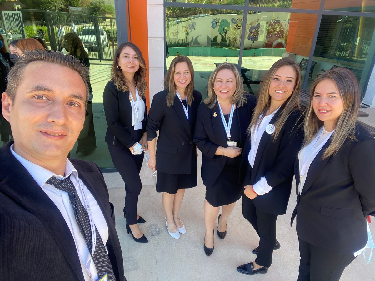 İTU ETA VAKFI Doğa Koleji Güzelbahçe Kampüsünde veli sunumumuzu gerçekleştirdik ve Almanca ders işleyişimizi anlattık #DoğadaAlmanca2021 <a href="/UdoKywall/">Udo Kywall</a> <a href="/EnisEryaman/">Enis Eryaman</a> <a href="/KvancBarlas/">Kıvanç Barlas 🇹🇷</a> <a href="/EmelUstun35/">Emel Üstün</a> <a href="/YKarasinir/">Yalkın Karasinir</a>