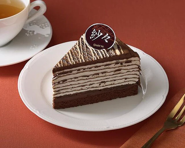 パリパリ食感を再現！『紗々』がミルクレープになってコージーコーナーに登場！
