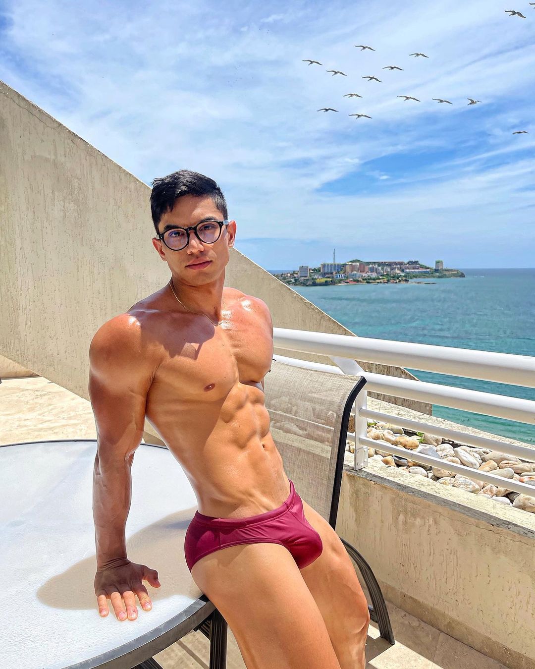 E_Kit5KXIAY7zJu?format=jpg&name=large