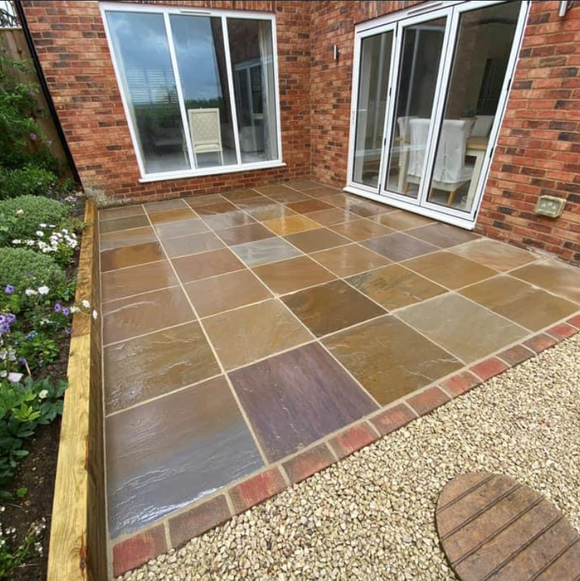 stone_paving's tweet photo. Happy Monday here, thanks to WCL Estates Ltd for sharing their pictures.  We love to see our stone transforming back gardens.
Here they have used our Traditional Buff Blend, it looks fantastic, those colours👍 . 
To see more on the range visit https://t.co/ILwWl3kn2g
#PatioPacks https://t.co/PE3bgQmrIb