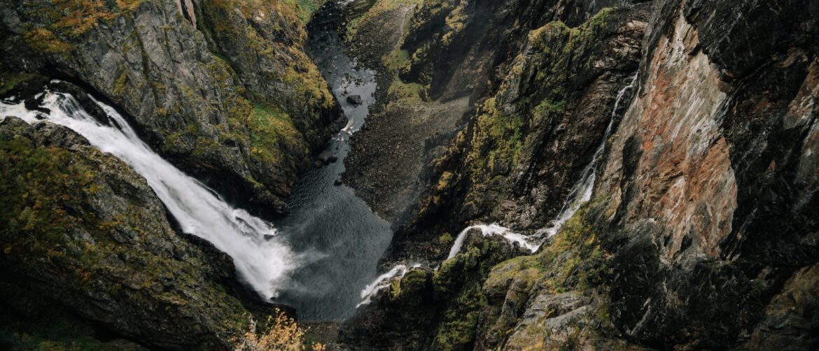 davidthecoder's tweet image. Wrote an article: "Replay your Event Streams for Fun and Profit"
Event sourcing vs stream processing in the same system. 
daviddawson.me/coding/replay-…
#ddd #eventsourcing #eventarchitecture #nodejs