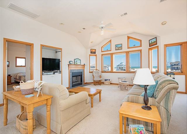 Beach Realty tweet media