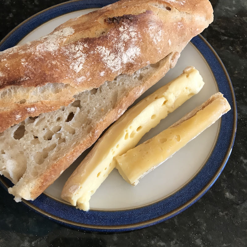 BreadBakerDani's tweet image. The supermarket baguette is a sad sad thing. Learn how to make the real deal (participant examples below) on 9 October Gloucestershire 1:30 pm £70 pp. limited places #baguette #breadworkshop