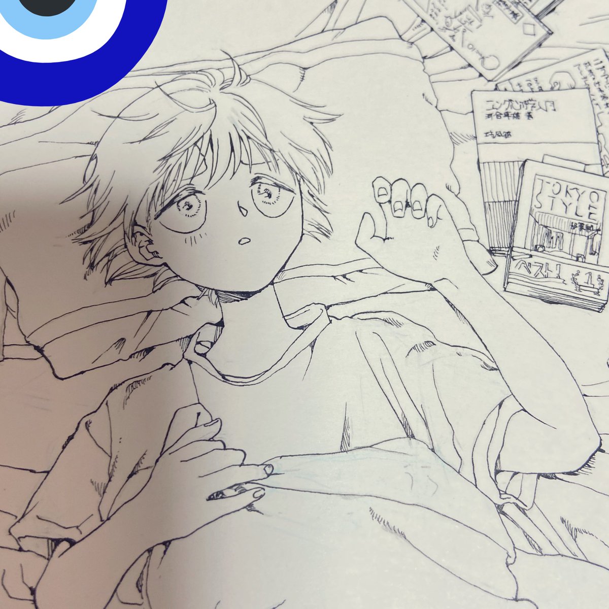 すぐ寝落ちするのに枕もとに本を積んだりする。 