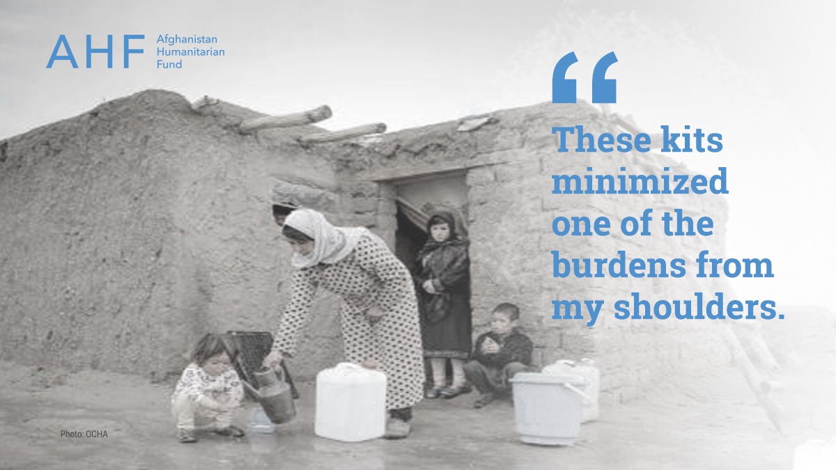 “From the time these kits were distributed, I noticed that people were less likely to get sick,” says an Afghan mother. 

The #AfghanistanHumanitarianFund is providing much-needed hygiene kits in #Afghanistan. 

Read more about the Fund 👉bit.ly/2X8fqtt

#StayAndDeliver