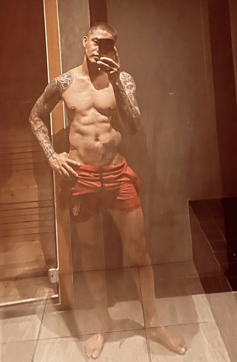 AlterNa62623183's tweet photo. Yung ang swerte ni meme! #IonPerez #AlterHunk ✨ #PinoyHunks https://t.co/UTbxzc1hlZ