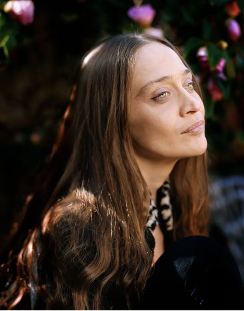 Happy birthday to the one and only Fiona Apple! 