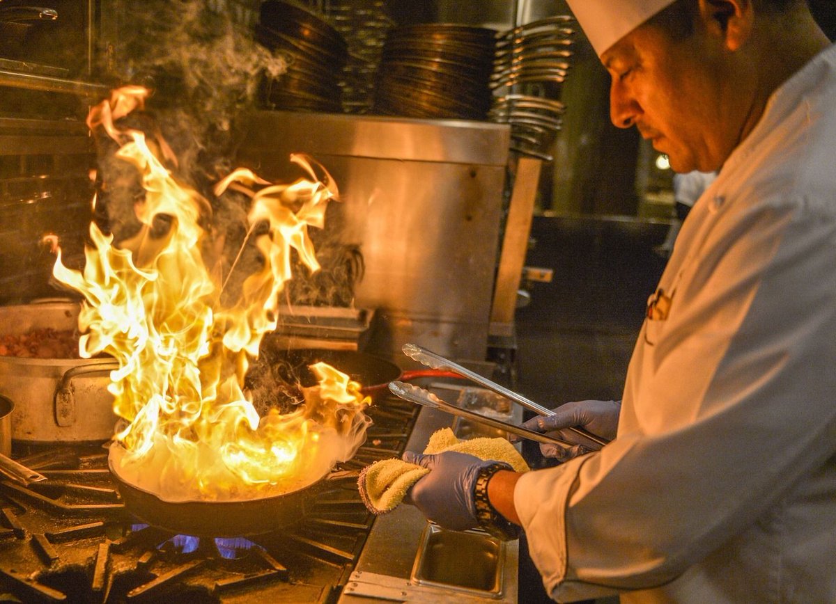 THE SHOCKINGLY GOOD STEAKHOUSES OF CHARLOTTE, NORTH CAROLINA

buff.ly/3gDjmco