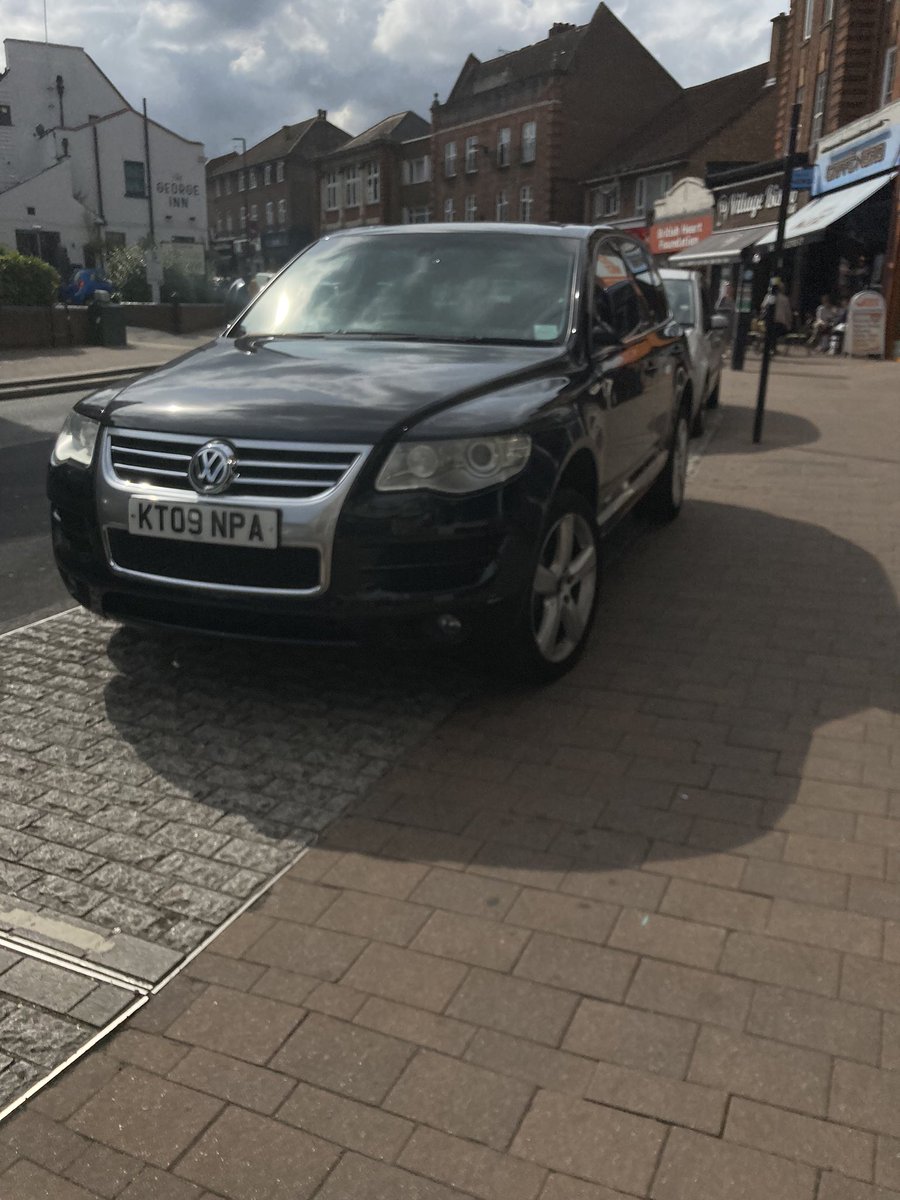 slj42's tweet photo. The council @LBofBromley should take action to avoid impetuous drivers to park like this. The pavements on the High Street are already quite narrow. @BromleyLS @LiveableBromley https://t.co/gmNLazDH3d