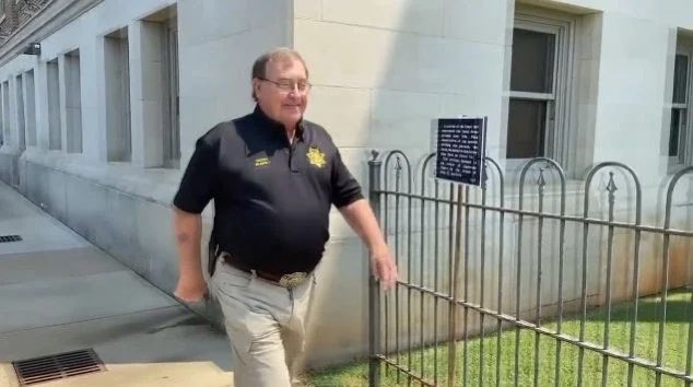 Matt_Kroschel's tweet photo. BREAKING: a motion for a new trial in former @LimestoneCoSO Sheriff #MikeBlakely’s case has been denied.
Check @WAAYTV .com for full coverage ASAP.
Background: https://t.co/B7ROJmKdFY https://t.co/5RNp4Xxjgd