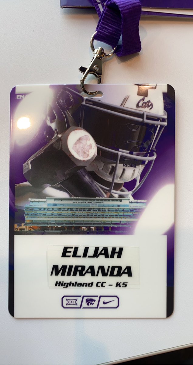 ElijahMiranda_'s tweet photo. @KStateFB was 🔥. Had a great experience in Manhattan this past weekend. Appreciate @spedbraet @gomab_3 for making the visit happen! https://t.co/rbsU2EMp3D