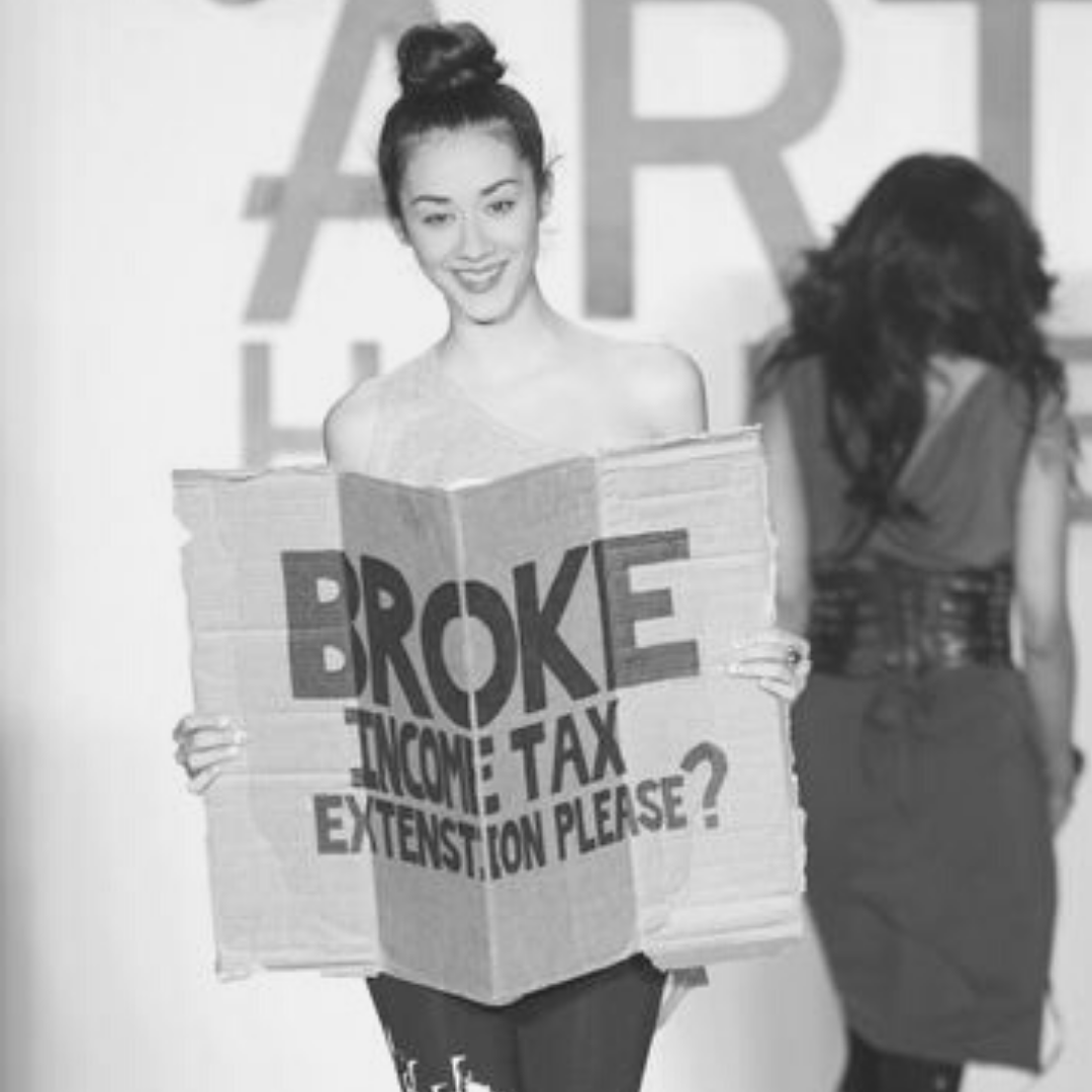 BoyMeetsGirlusa's tweet photo. One great show. Rest in peace Leah Labelle. 🖤
2013: "The Invasion" ⚡
Musical Performance: @leahlabelle
&
2012: "Money Can't Buy Happiness" 💸
In Connection To: #monopoly
#BOYMEETSGIRL #BOYMEETSGIRLUSA #NYFW ##LEAHLABELLE https://t.co/YY5verx1jb
