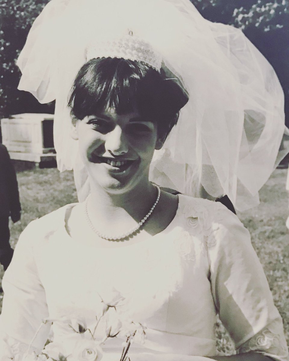 This must have been around the early/mid 1960s. I wonder if our bride is still alive? No information included unfortunately so we will just have to speculate! ⁠⁠
⁠⁠
#vintageweddingphoto⁠⁠
