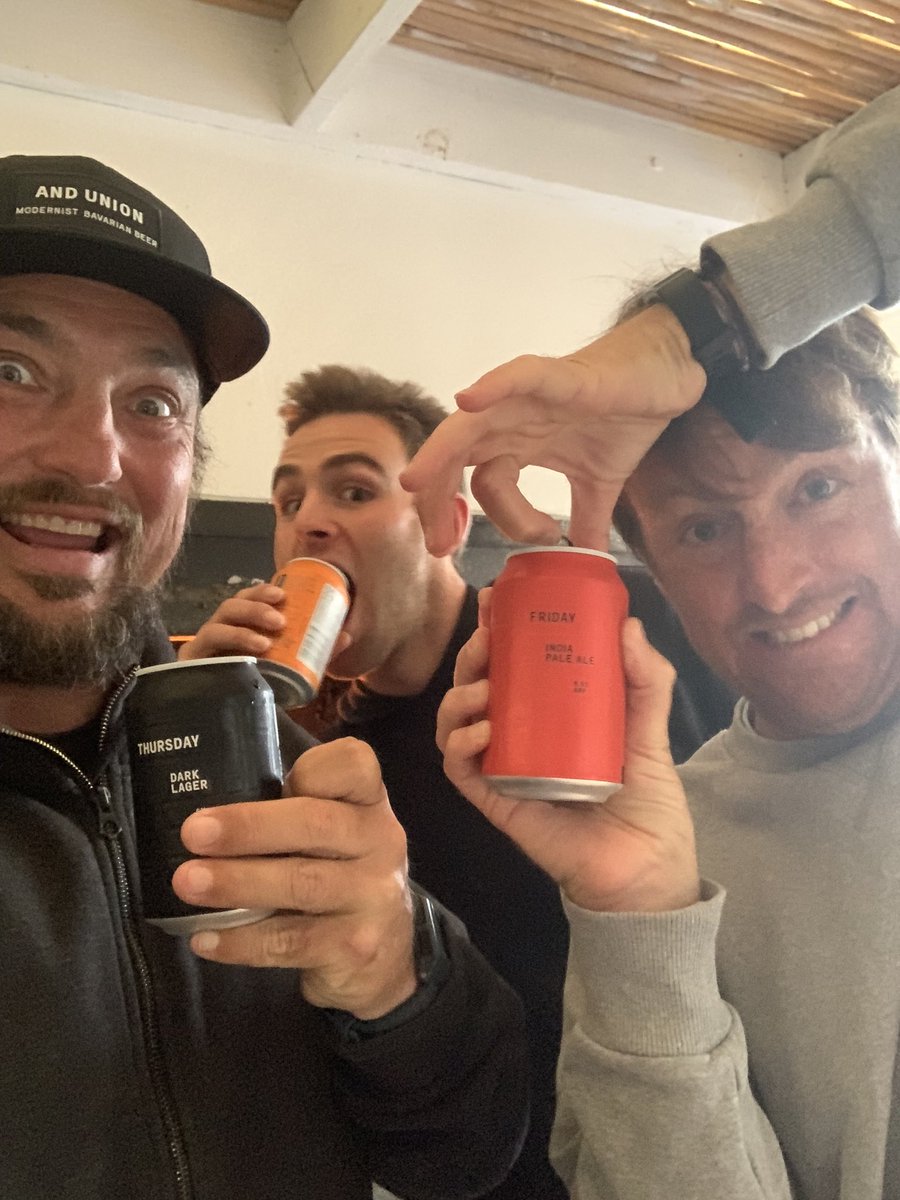 KapteinKai's tweet photo. We on shoot and loving the @andUnion #theregularguy #beer https://t.co/rThbr6Y01R