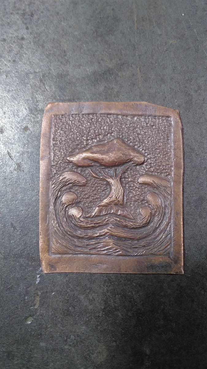 DylanEJewellery's tweet photo. Recently I've been working on a locket commission with a chased cover. These are some of the samples I have done to hone in on the final design.

#jewellery #jewelry #chasing #repoussé #handmade #metalart https://t.co/HlTMBI5XtM