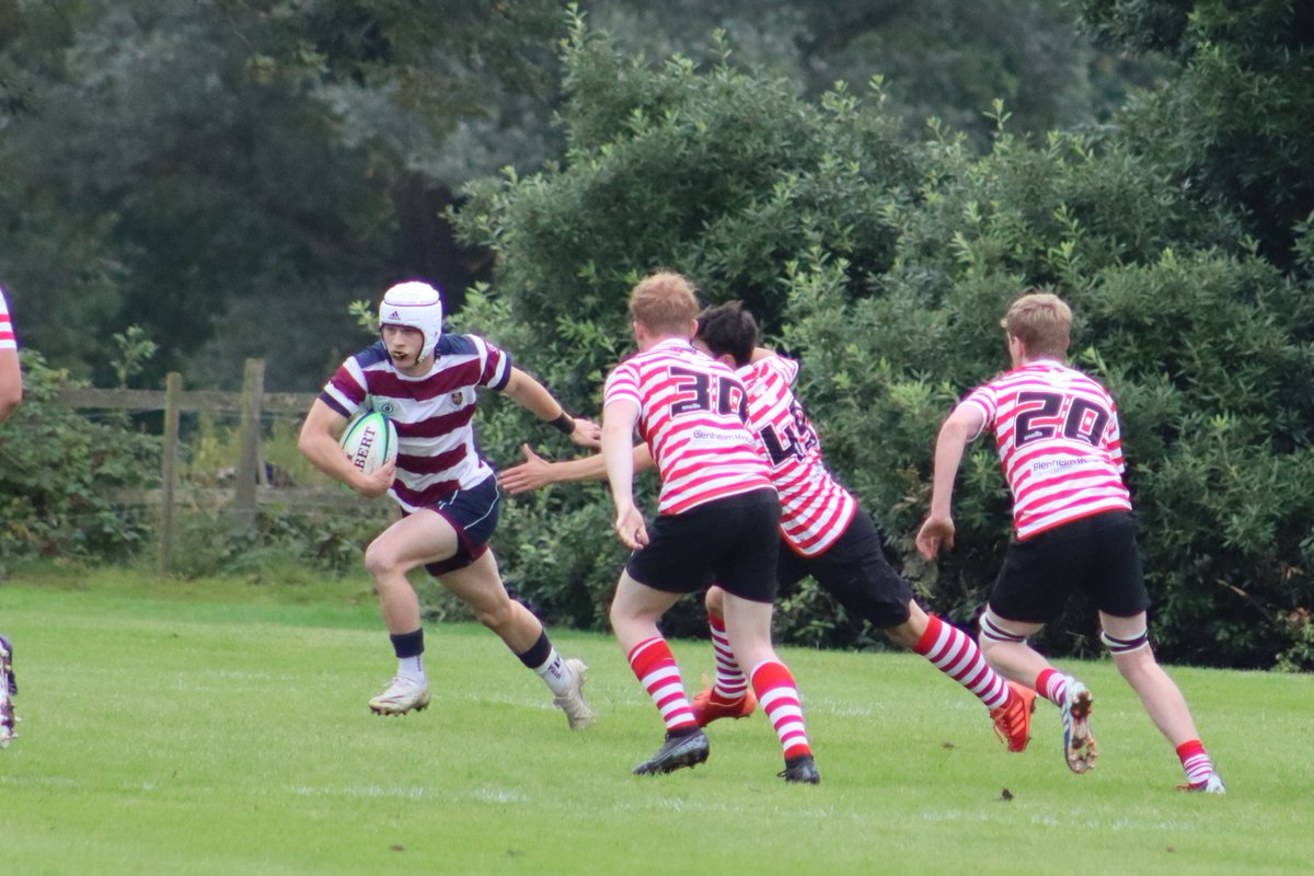Claremont enjoyed competitive rugby vs <a href="/HallifordSport/">Halliford Sport</a> (home) and lacrosse vs @GuildfordHigh (away) at the weekend. Great effort from all involved. Results / fixtures available via: claremontfancourtsport.co.uk 🏉🥍