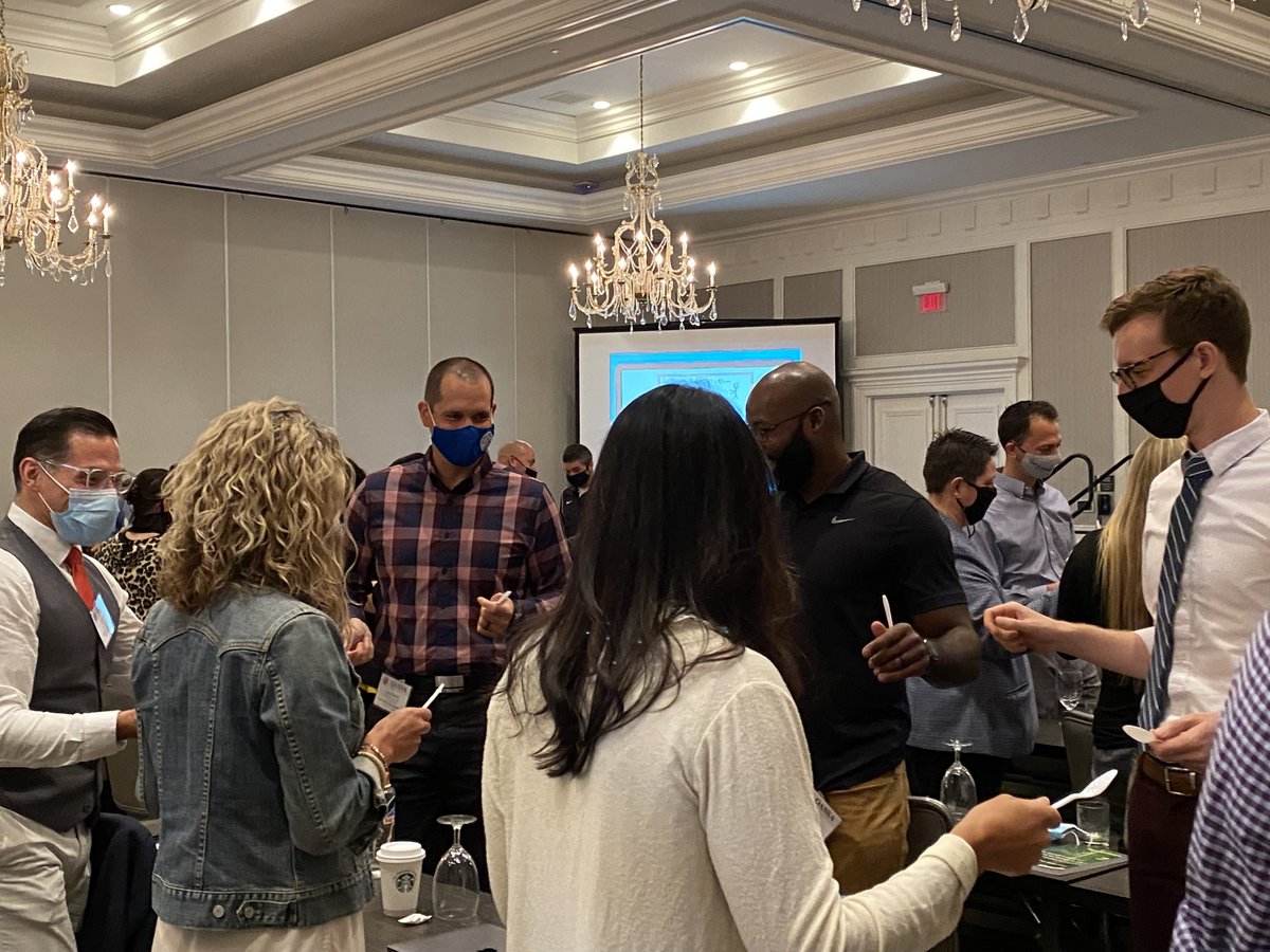 OhioPrincipals's tweet photo. Kicking off IN-PERSON professional development with 100+ New Administrators at the OASSA/OAESA Beginning Administrators Academy today! @OAESA https://t.co/BoUVsV2Utb