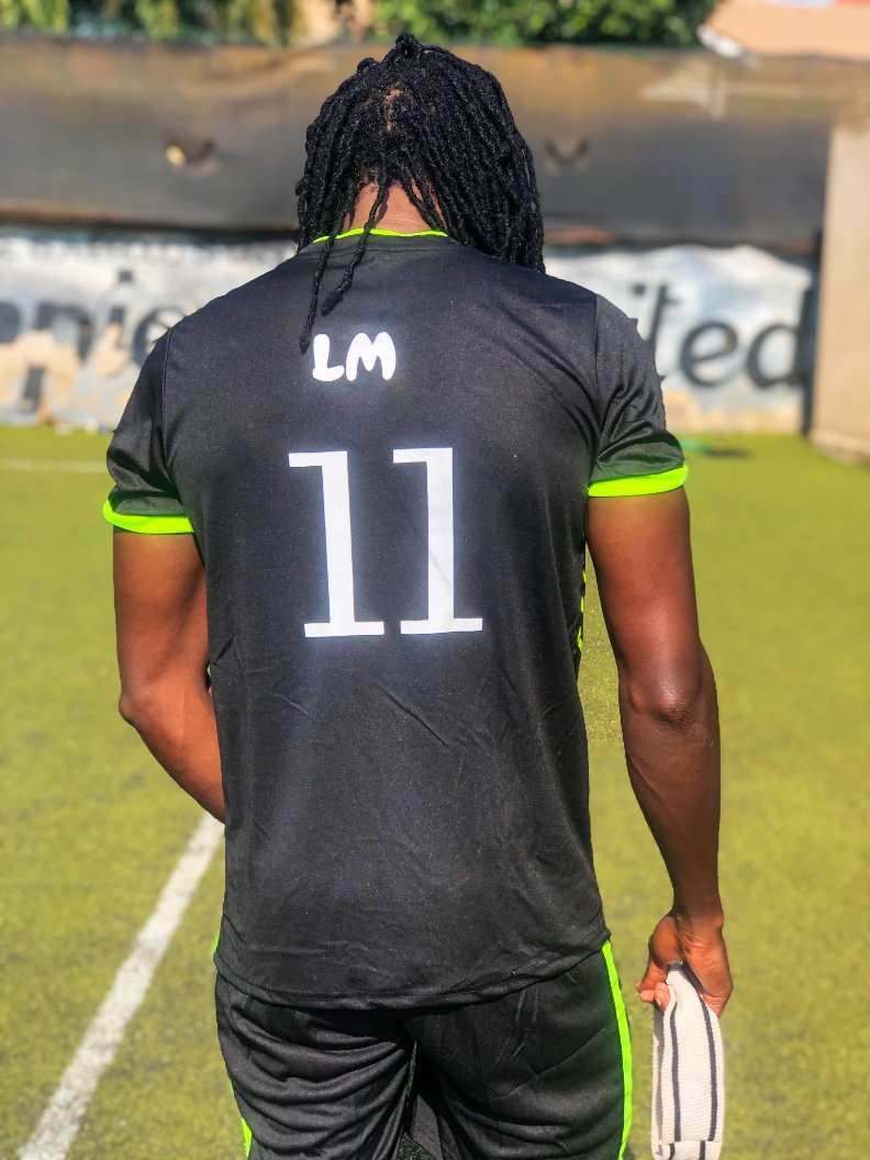 TedieLionheart's tweet photo. Unveiling the lion king @LyricalMycheal 

#LM11 #SFCFootballUG https://t.co/FI7pxbmZN2