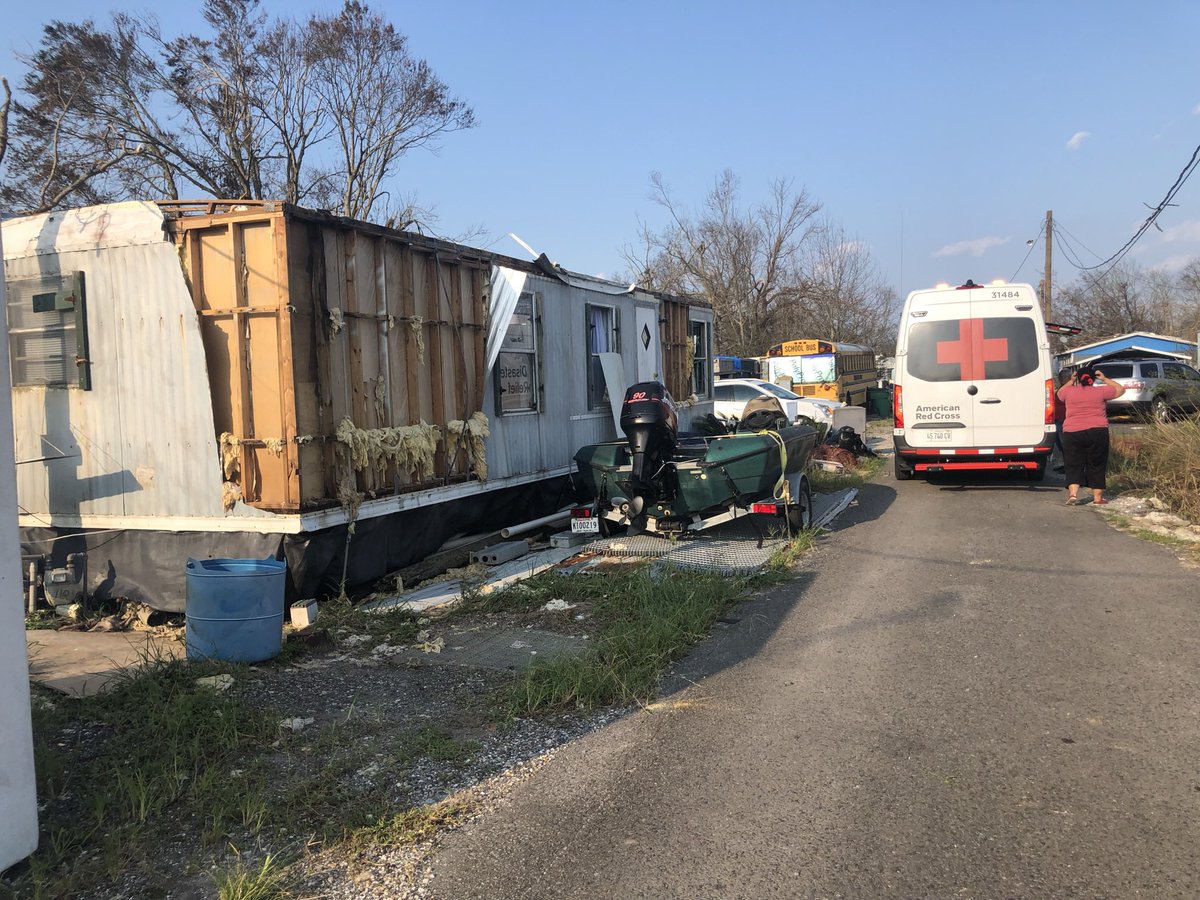 joysquier's tweet image. Honored to meet many of the 800 #RedCross volunteers who left families to go to Louisiana for Ida.They dedicate their souls to this work. Damage widespread, heat oppressive, power outages remain. We need more volunteers Work not easy, but rewards abound. RedCross.org/volunteer