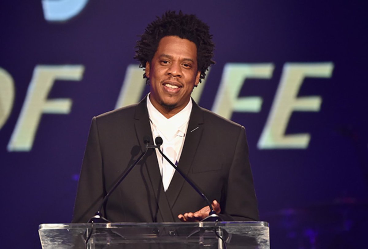 boardroom's tweet photo. Jay-Z and Jeff Bezos have emerged as potential investors of the Denver Broncos.   

The team is expected to come under new ownership following this season with a purchase price of an estimated $4B.

Bezos was previously in talks to buy a 40% stake in the Washington Football Team. https://t.co/I5pnf2EH5A