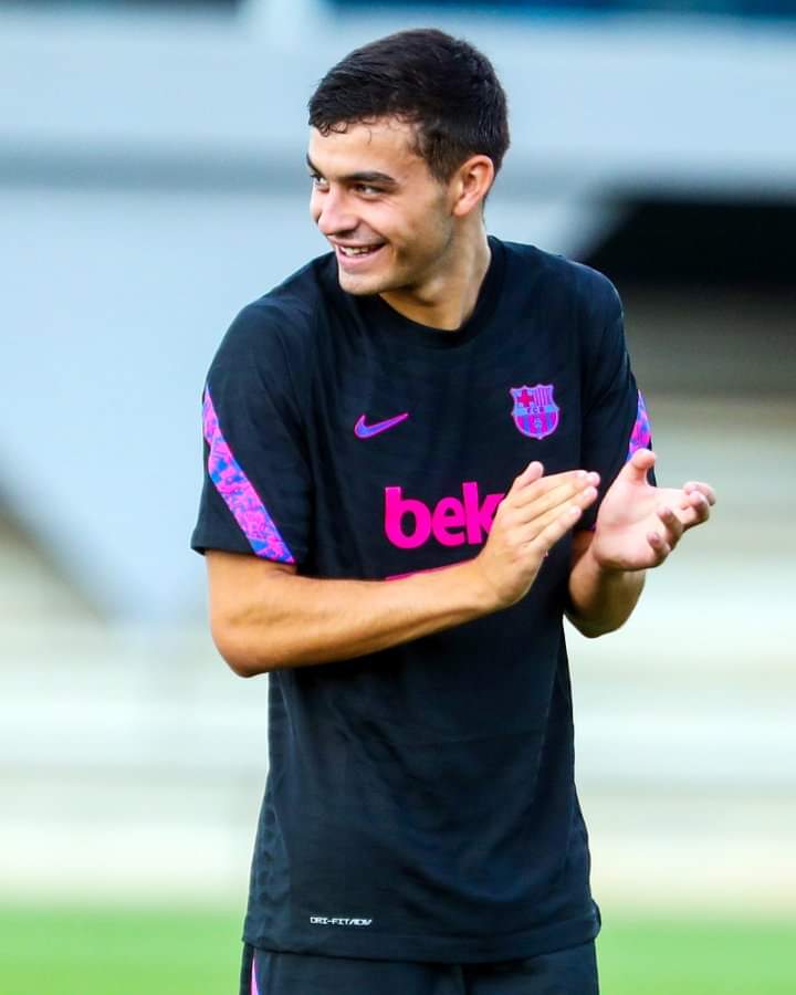 حساب النادي عبر تويتر: "بيدري😃".