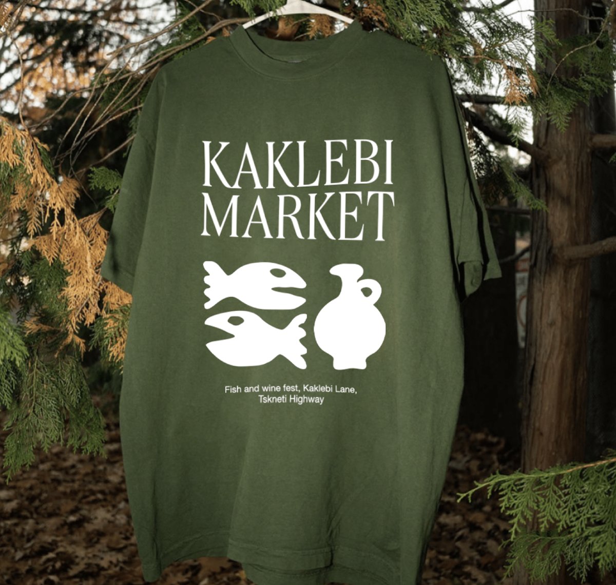 Behance's tweet image. Nicole Belskaya&apos;s branding and identity design for a local farmers market features bold type and organic elements — see the full project &amp;gt; 
on.be.net/3gjR8mT