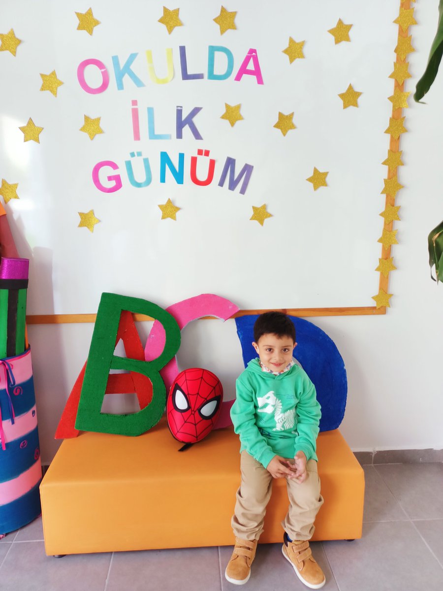 ayhandulun's tweet photo. @fyzkrtls_ Hişştt sakin arkadaşım :) Dur daha yeni başlıyoruz bizide korkutma bizimde bugun ilk gündü :) https://t.co/sIJV26ES39