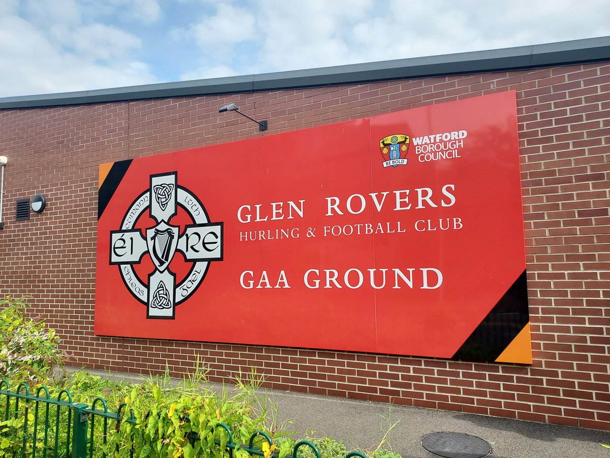 Great to visit St. Kiernans in Barnet & Glen Rovers in Watford today. Two clubs with ambitious plans to develop their grounds in cooperation with their local councils. Signs of a growing global GAA. @StKiernansGAA @GlenRoversGAA @LondainGAA @hertsgaa
