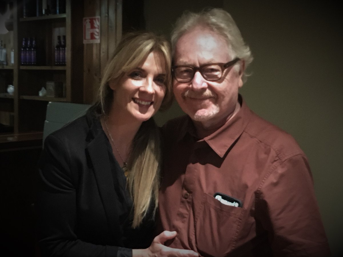 Went to see Paul Brady last night in Doolin.. What a gig!! Anyone lucky enough to have tickets to see him in Killarney or Leap is in for a treat. He's on fire!!