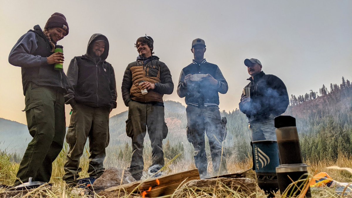 adam_warwick's tweet photo. long ride home from #ENGB assignment on @WallowaWhitman. Got to spend 5 days on a fire in #EagleCapWilderness. Really great people with @ForestServiceNW and @ORDeptForestry. Can't wait to get back; and get WW staff down to help us Appalachian #rxfire @Jetboil @aeropress https://t.co/IOaHxoWKKV