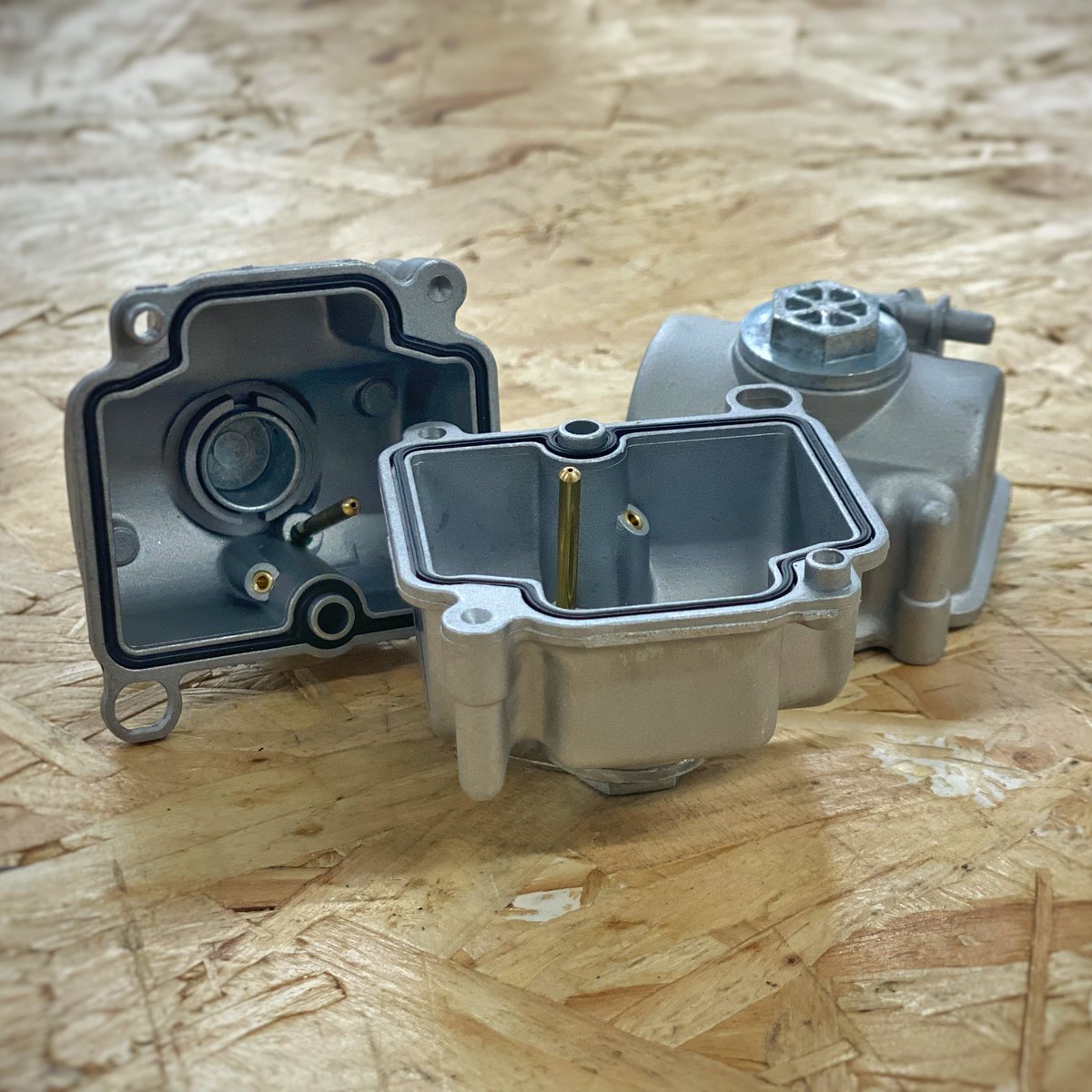bvm_trialsport's tweet photo. Can anyone tell us what carburettor these float bowls fit? 🤔😜 #trails #carb #whatmodel #bikeshop #parts #new #product #trialshop https://t.co/eX3pSbddww