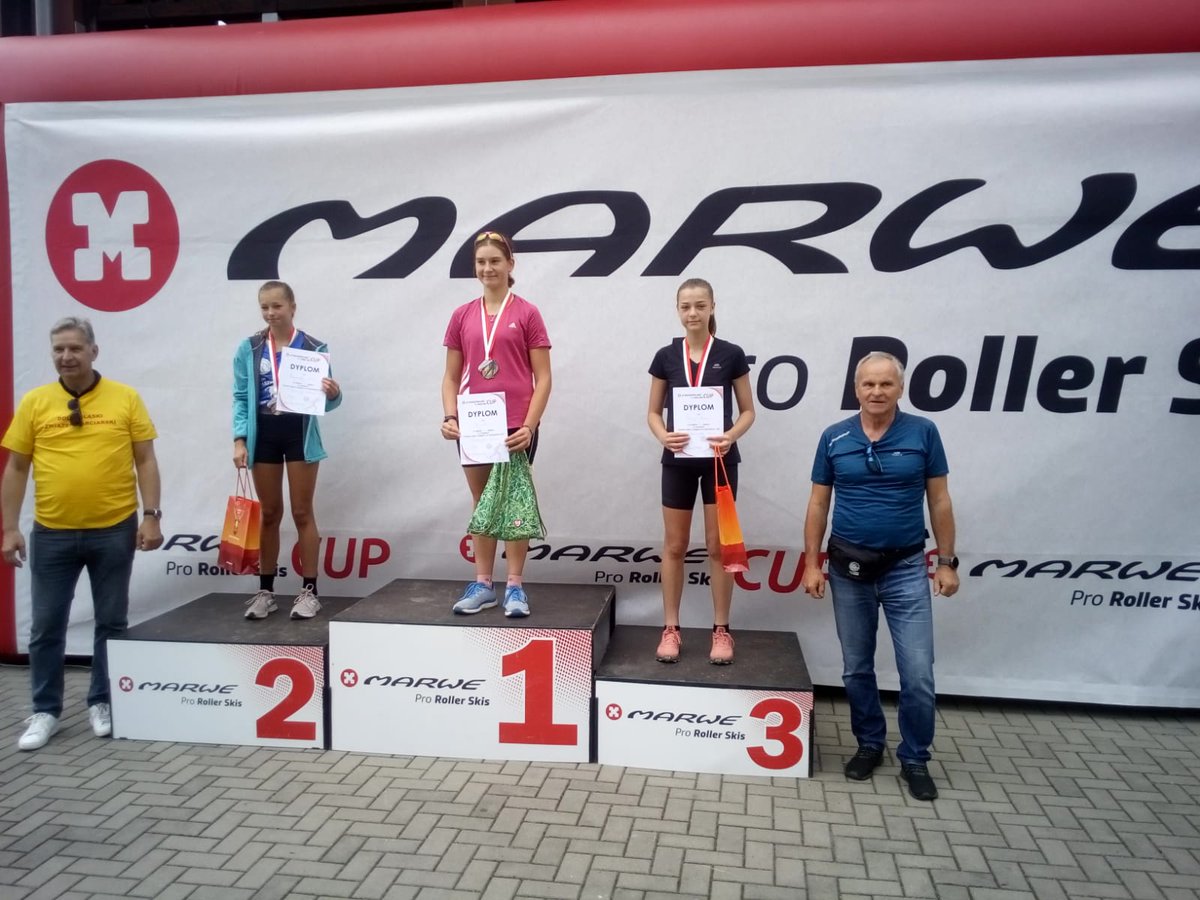 pzn_pl's tweet photo. Wyniki 3⃣edycji #MarweCup w Jeleniej Górze👉 https://t.co/lMNwrESzXp
___
@MarweSports #rollerskis #pucharpolski #bieginanartorolkach #bieginarciarskie #PolskiZwiązekNarciarski #pzn https://t.co/o1MsKdtqYg