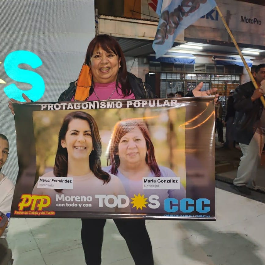 MariaPtp's tweet photo. Agradecida por el triunfo en Moreno. También preocupada por el contexto general.

Están en juego dos modelos. Confiamos en nuestro pueblo. A redoblar esfuerzos y debates hacia noviembre. 
Más protagonismo popular para conquistar

#LaVidaQueQueremos

@marielfmoreno1 
@pcr_zoeste https://t.co/zyMrzVYhmm