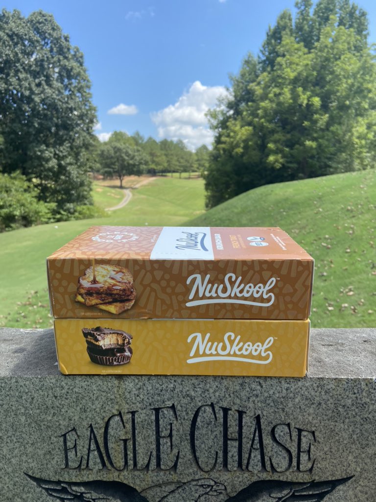 NuSkoolSnacks's tweet photo. @Lillie__Sun Yes we would love to! 

Low Sugar 🤝 High Fiber 🤝 Plant Based Protein Bars https://t.co/AxBnQCxt80