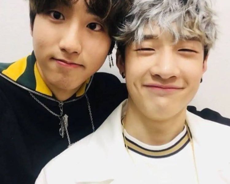 бан чан минхо и чонин. хенджин stray kids. фф бан чан и хенджин. чонин бан чан и хёнджин. бан чан и минхо.