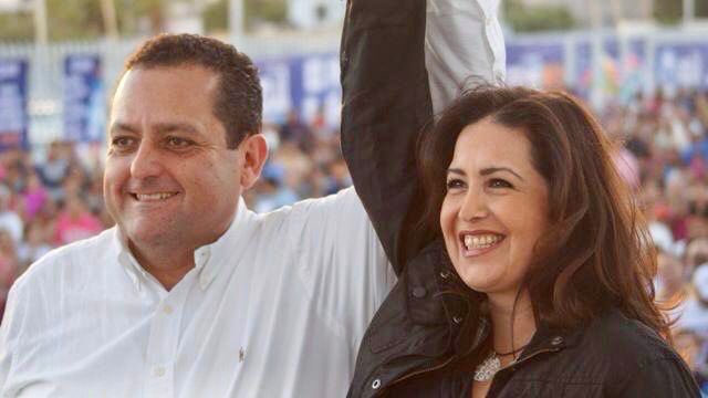 cmendozadavis's tweet photo. Hoy cumple años Gaby, mi imprescindible compañera de viaje, mi barco y mi vela; amiga y pareja solidaria a quien admiro por su inteligencia y carácter. 

¡Muchas felicidades!. Que esta vuelta al sol que inicias esté llena de logros, felicidad, amor y salud.

Te quiero. https://t.co/4FKaW4PAKU