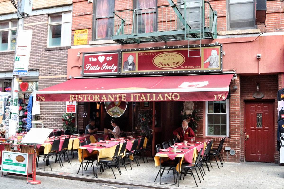 TMCNEWS's tweet photo. My good old friend, Joey, stand’s with owner, Nick Barri, outside. #BenitoOne is one of my favorite Italian Restaurants around, as much for the people as for the delicious food. Truly Authentic. #nyc #italian #italianfoo #classact #newyorkcity #foodie https://t.co/SeefIdFkVp