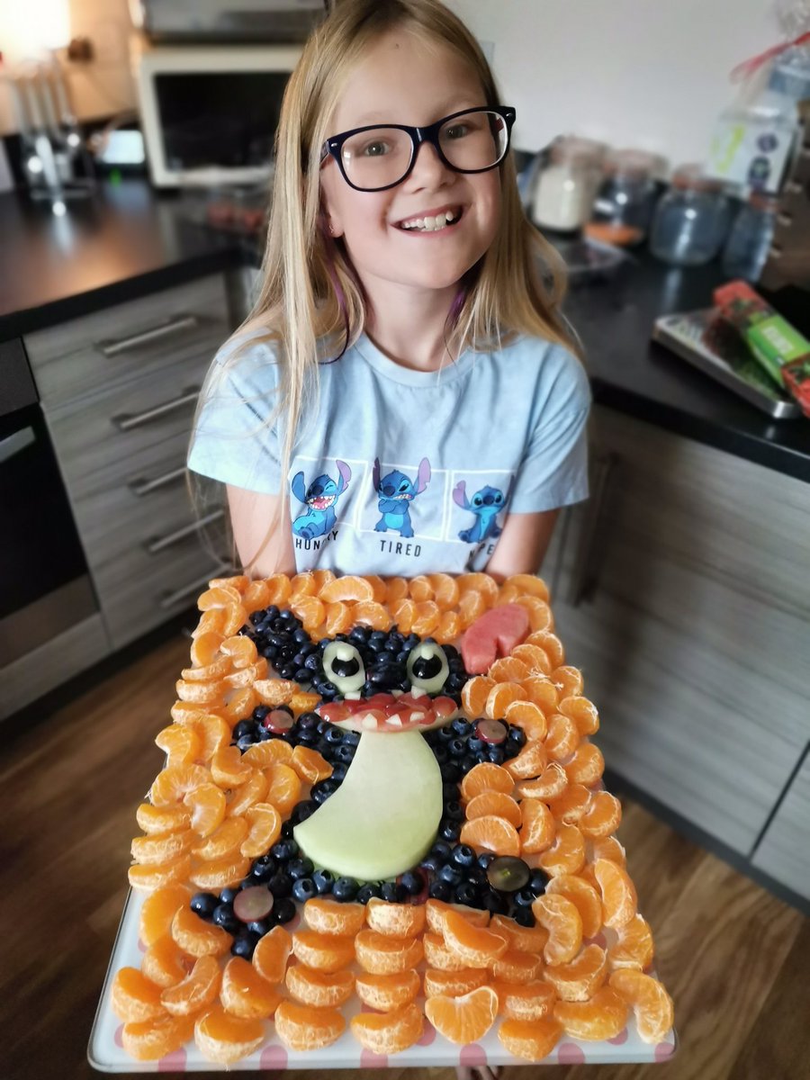 emmapaxton0's tweet photo. @southdaleps passing the time in isolation with some food art... Created her favourite Disney character out of fruit! Lol. https://t.co/NT4dMjDnW4
