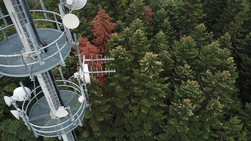 WorldDAB's tweet photo. Please join us in welcoming @WorldDAB's newest member @digrisag. Digris operates media services and builds and operates DAB+ networks in Switzerland, France and the UK. Their services include consulting, network planning, antenna design &amp; construction, monitoring and development. https://t.co/UFyFNhGfuC