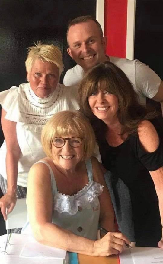 vickimichelle's tweet photo. Rehearsing with these wonderful actors Leah Bell Vicky Entwistle Andy Green for “Dirty Dusting” Funny play. Don’t miss it @vicky_entwistle #LeahBell @andrewdgreen #mondaythoughts https://t.co/6oZX4wpJgf