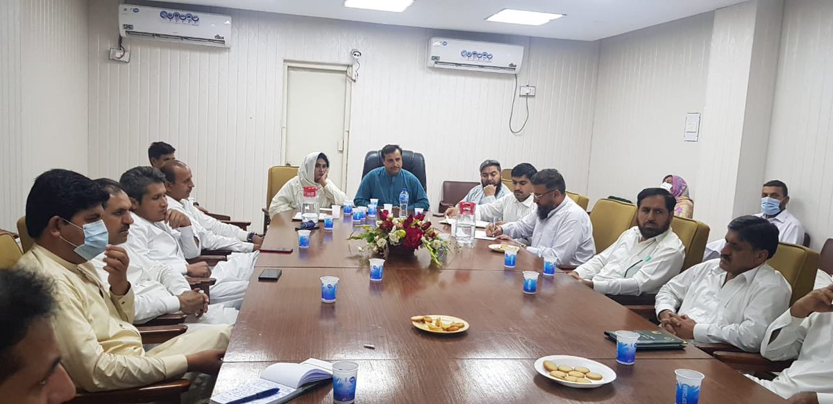 adoakp's tweet photo. ایڈووا کا احتجاج جاری رکھنے کا فیصلہ،دباو میں آئینگے نہ راستہ بدلینگے.حکومت اٹیچڈ ڈیپارٹمنٹ آفیسرز کے خلاف اوچھے ہتھکنڈوں سے باز آ جائیں کیونکہ اپنے حق کے لیے آواز بلند کرنا سب کا قانونی و آئینی حق ہے۔ بنی گلہ و مٹہ دھرنا سمیت تمام آپشنز پر غور @IMMahmoodKhan @Jhagra https://t.co/M3DBDbOCIQ