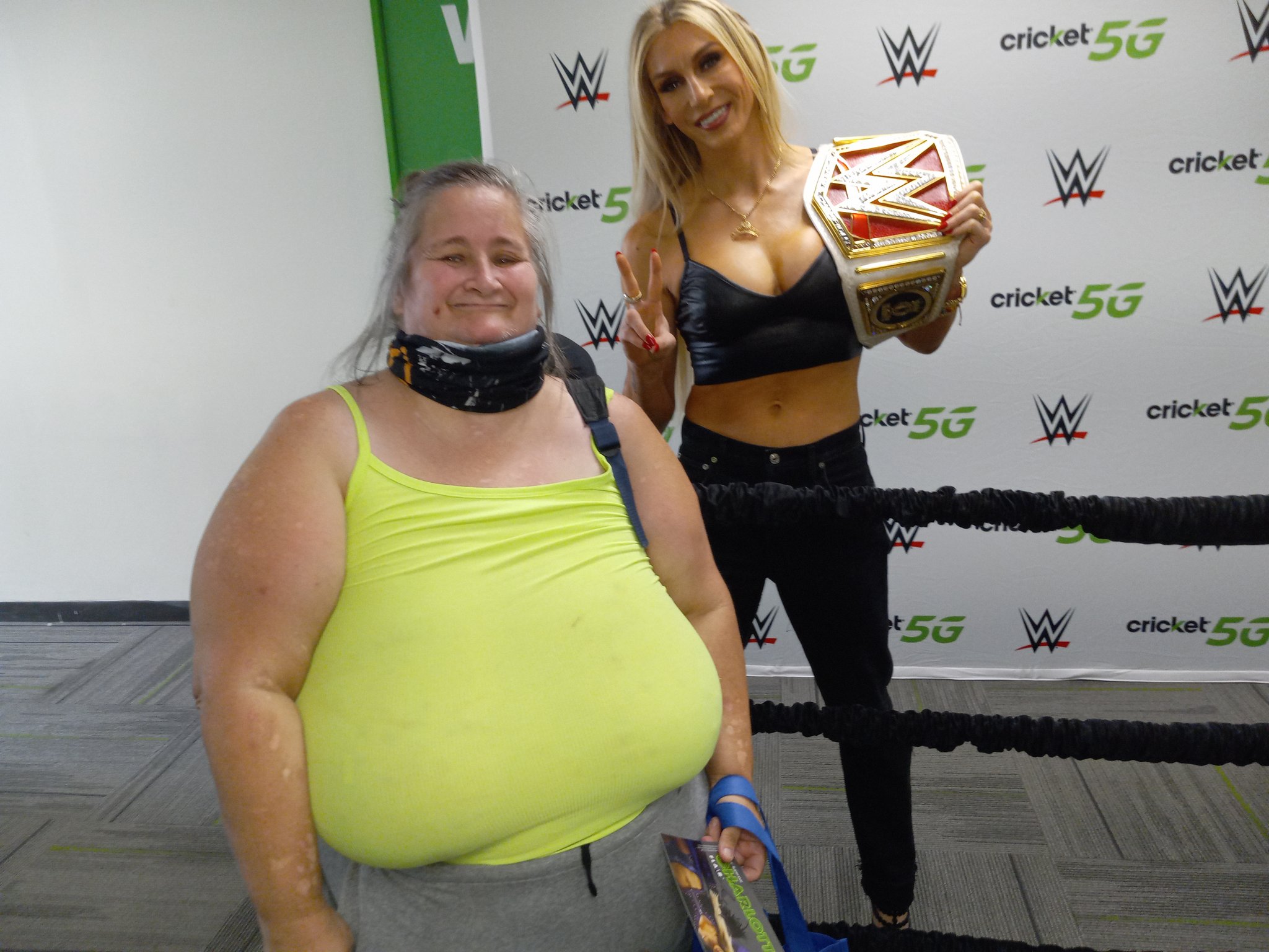 Charlotte Flair Shares Stunning Photos From WWE Raw Attendance 5