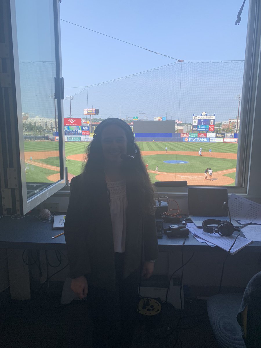 KaraGuno's tweet photo. Quite possibly the best experience of my life. Thank you to @NeilHartmanTV @WGLSSports @RowanSportsCAM and the @WilmBlueRocks for making this happen.Getting to broadcast professional baseball has been a career goal and getting the chance to intern this summer made that possible https://t.co/bMrKhNH1FZ