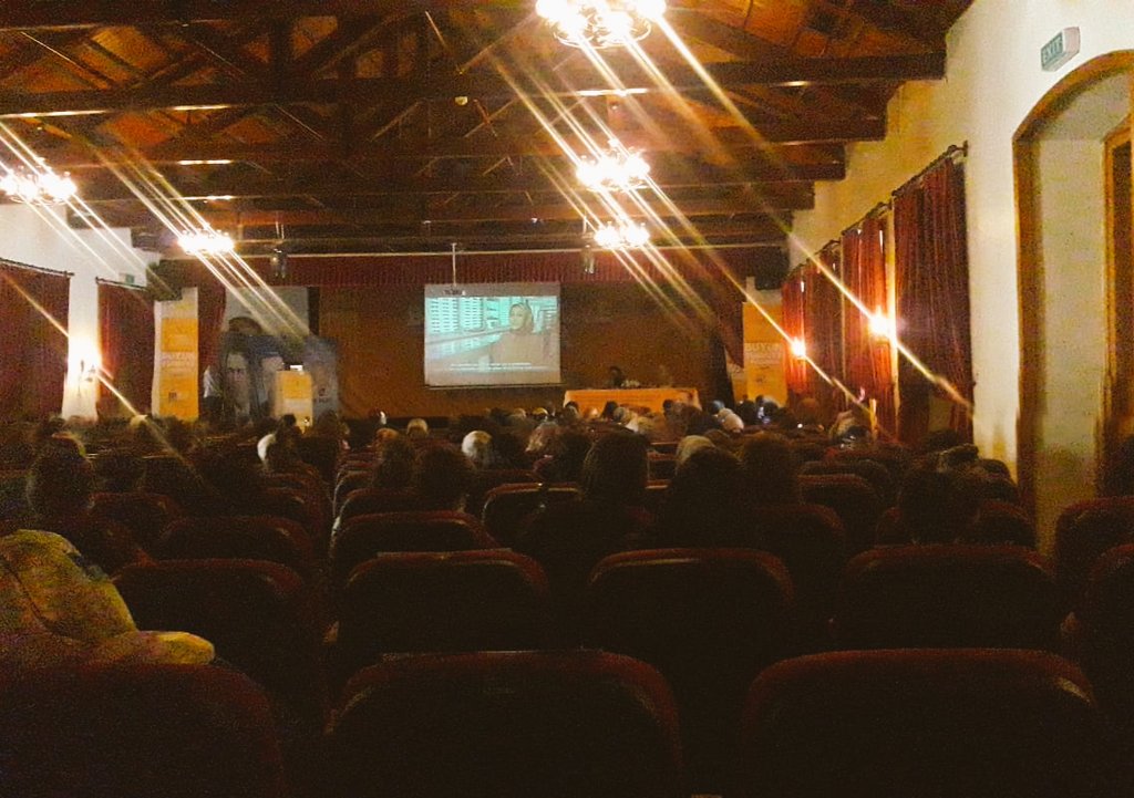 Kadın isterse yapar.💮