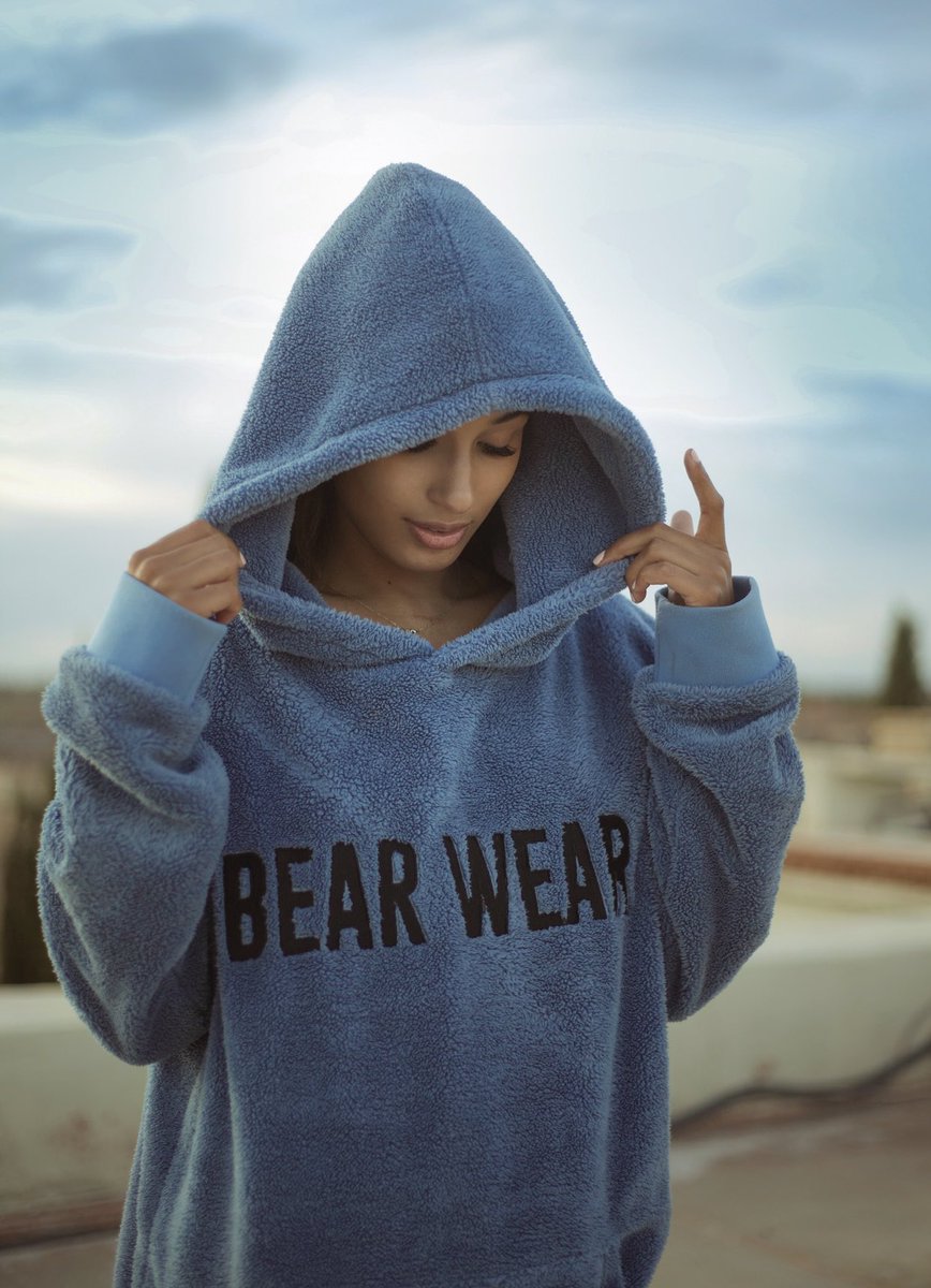 Rogan_OConnor's tweet photo. Having a proud moment 🥰❤️

#BearWear 🐻

RT’s are super appreciated 😁 https://t.co/CJq9502fj7