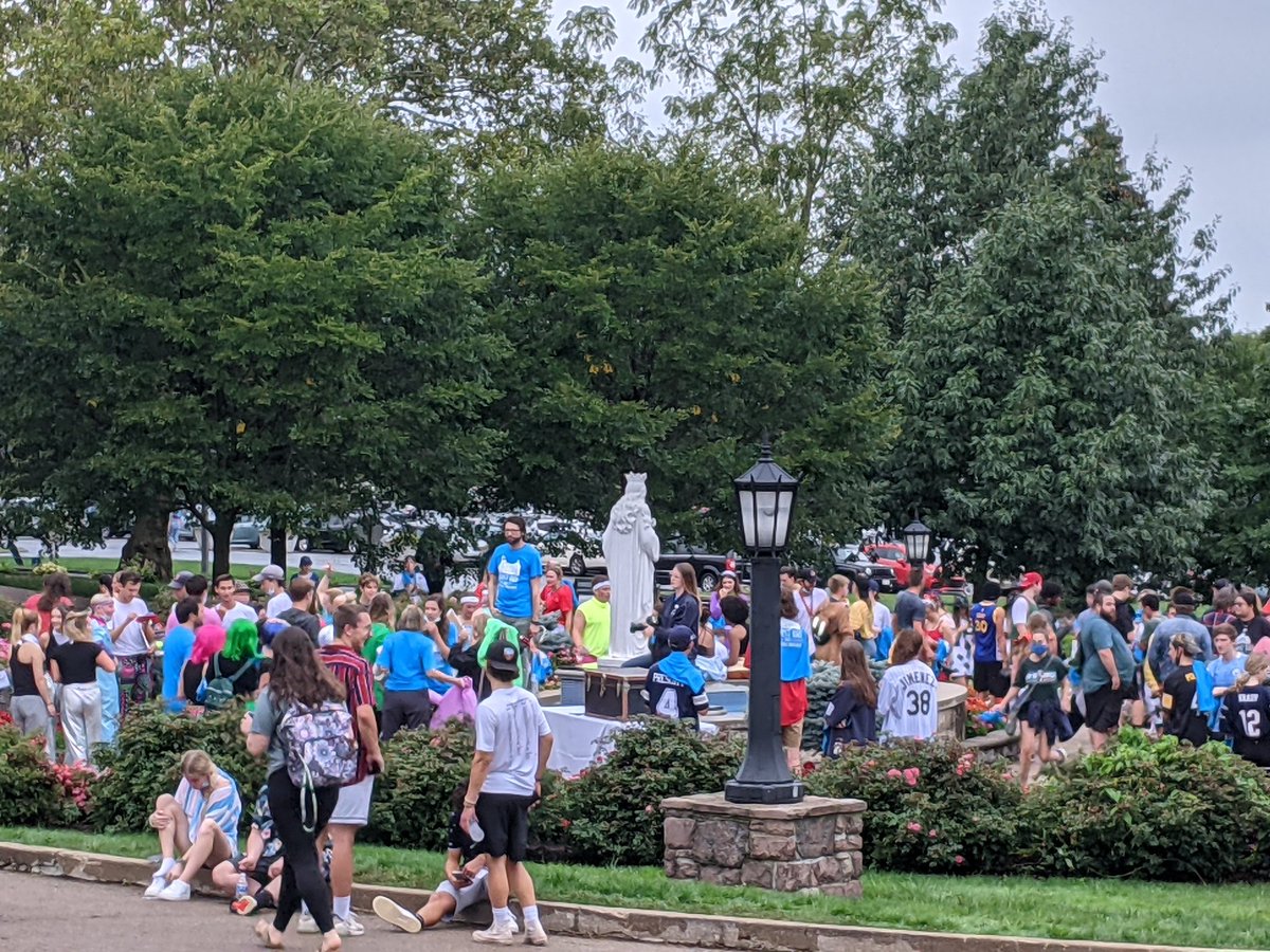 HurstAnthArch's tweet photo. When you almost get run over by a herd of students dressed as cows, you know it must be #hurstday https://t.co/vMRG1Rhe77