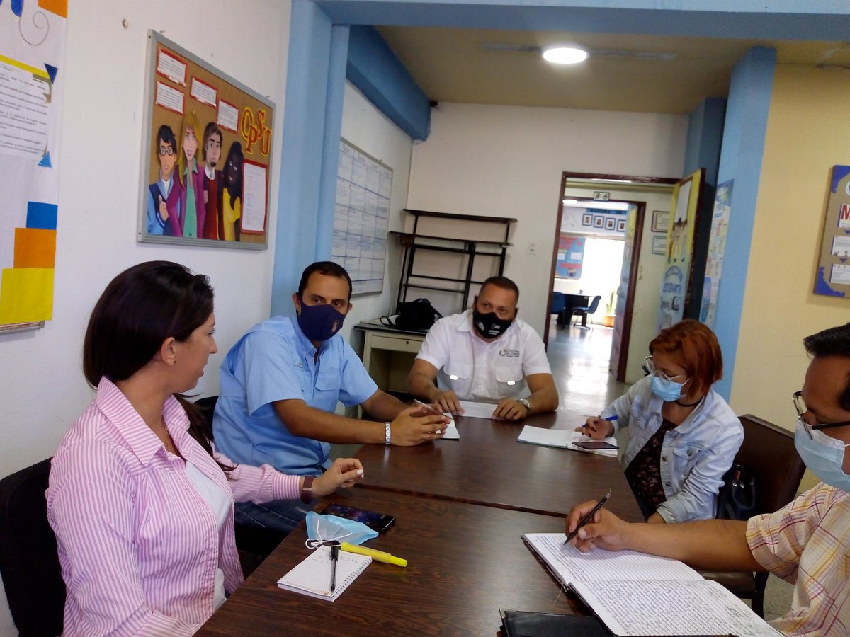 SEETachira's tweet photo. Mesa de trabajo con @JessicaMoren07 y @YurbyGarcias para el debate de "Ley Para la Prevención y Erradicación del Abuso Sexual Contra Niñas, Niños y Adolescentes" 
@MPPEDUCACION 
@ZonaEducTachira 
@yelitzePSUV_
@charlychaves
@edward_arellano
@SPETachira 
@FreddyBernal
@AsambleaVE https://t.co/GnaMGuOGip
