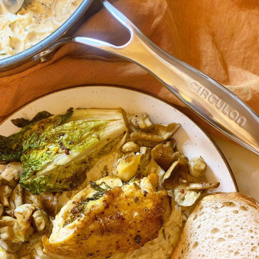 A throwback to our virtual cook along with Marcus Wareing where a number of chefs created this delicious looking dish - tarragon and whole grain mustard stuffed Chicken, wild mushrooms, cooked lettuce and a saffron, vermouth and brandy sauce 👌

📸 Lauryns_kitchen