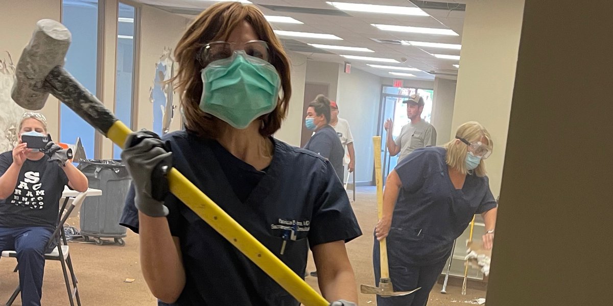 SacEye's tweet photo. It's official! Construction on #SacEye new #Sacramento Office has begun!
We will be moving to 1515 Response Road -- right across the street from our current Sac Office -- February/March 2022 ππ
Here is the Sac Eye Team busting down the building for our Demolition Day! https://t.co/WfTcU1QNsM